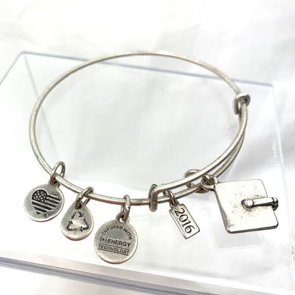 Alex and Ani Graduation 2016 Charm Bracelet - Expands 2"- 3.5" - Picture 1 of 2